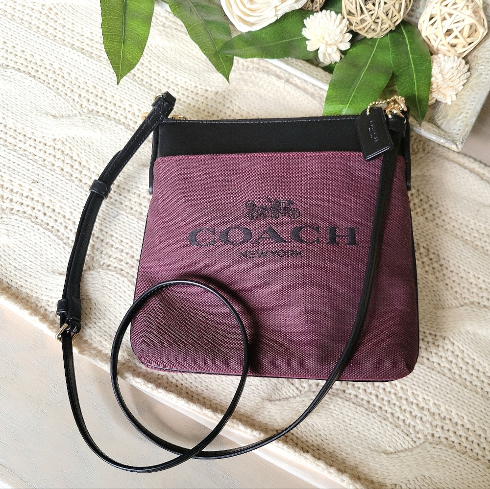 Coach 'Kitt' Crossbody Bag *EUC*